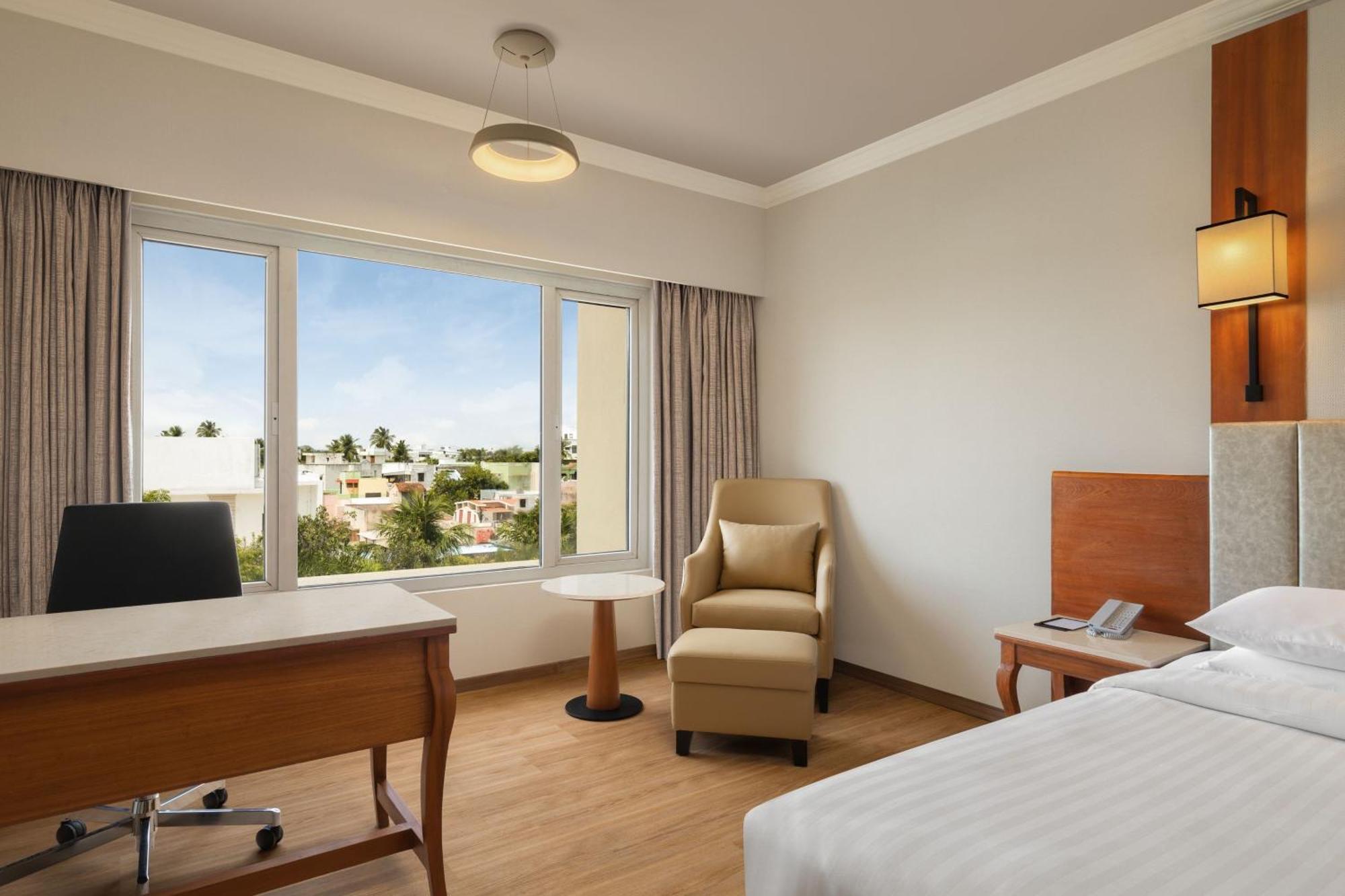 Courtyard By Marriott Tiruchirappalli Exterior foto
